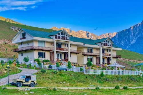 Golden Meadows Hotels & Resorts