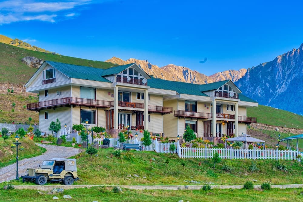 Golden Meadows Hotels & Resorts