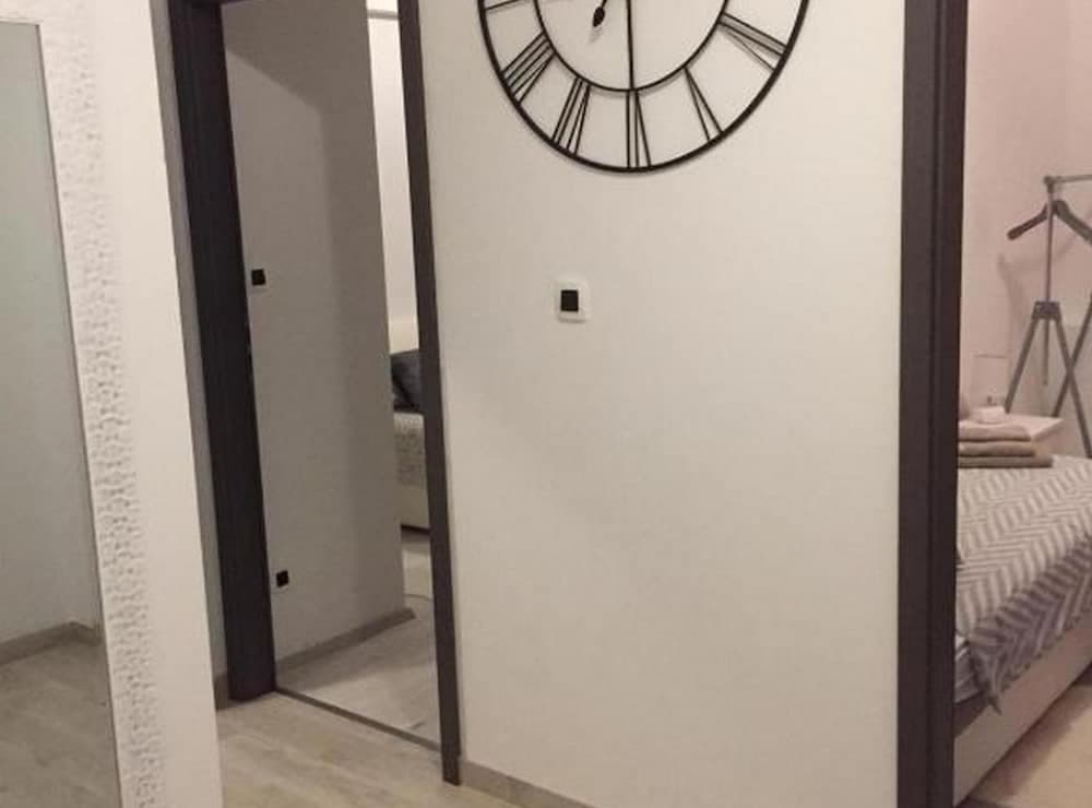 Modern and Cozy Apartment With Terrace in Kastel Kambelovac