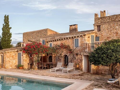 Holiday Home With Outdoor Jacuzzi