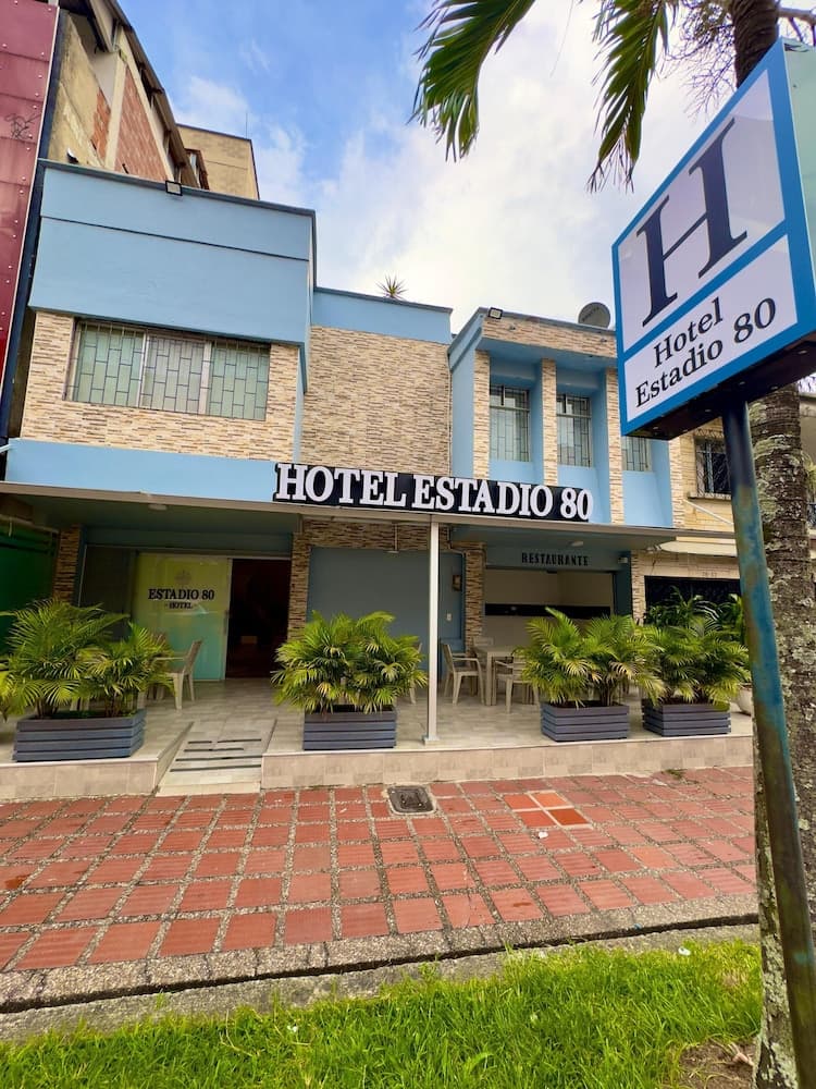 Hotel Estadio 80