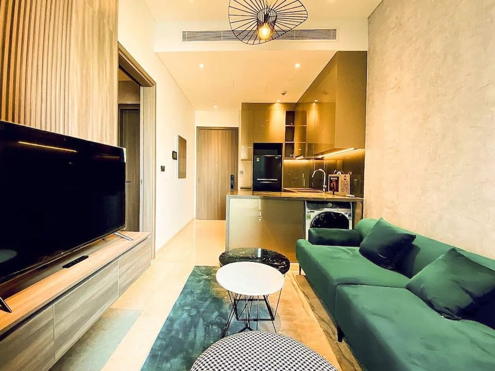 The MarQ Luxury Apartment Distrist 1