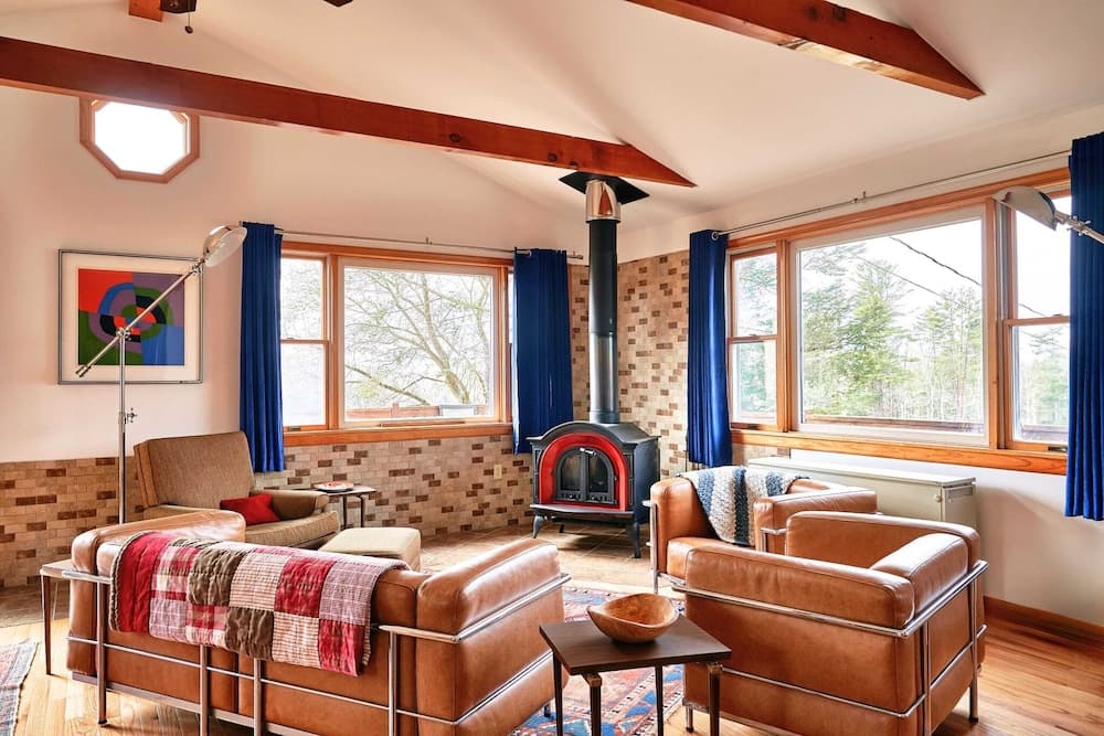 Meadow House at Seminary Hill by Avantstay