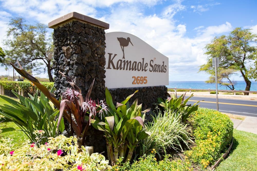 Kamaole Sands Condos Close to Beach with Parking