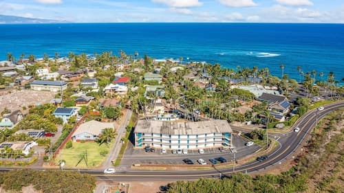 Kuau Plaza Paia Condo with Parking
