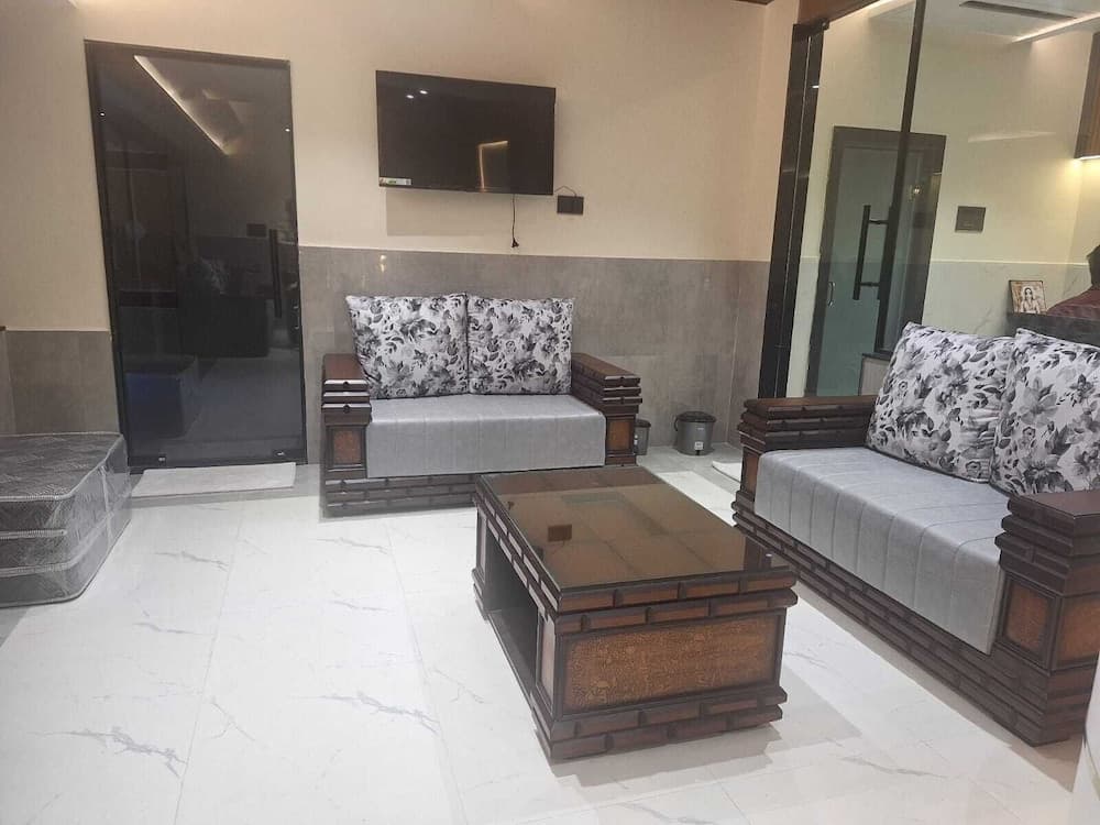 Lobi dinlenme salonu