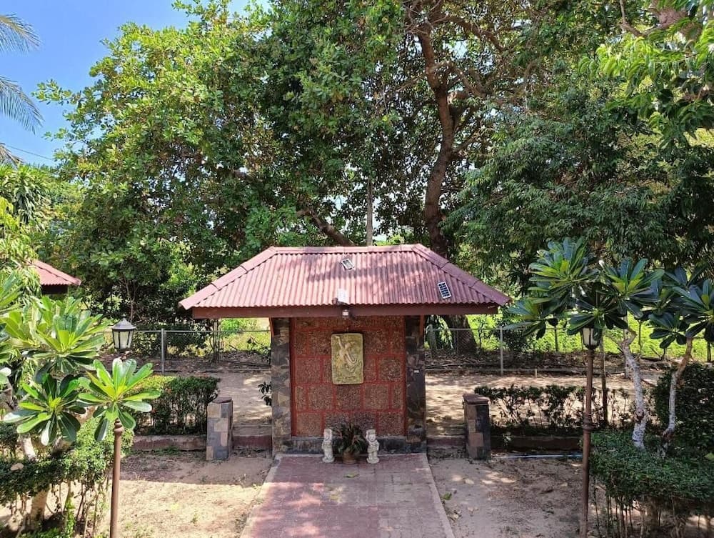 Konaklama yerinin ön cephesi