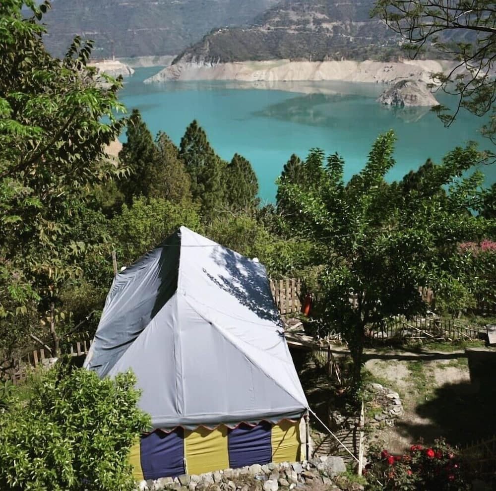 Tehri lake View Camping and Cottage