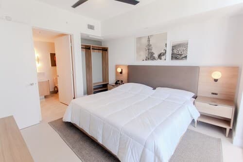 Luxurious Downtown Escape