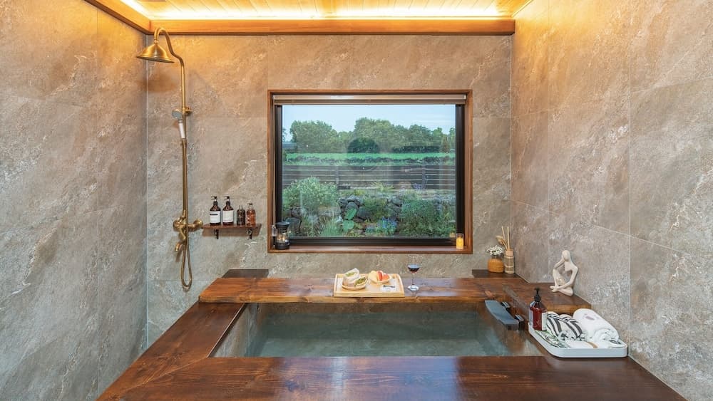 Jeju Proud Jacuzzi Dokche Pension