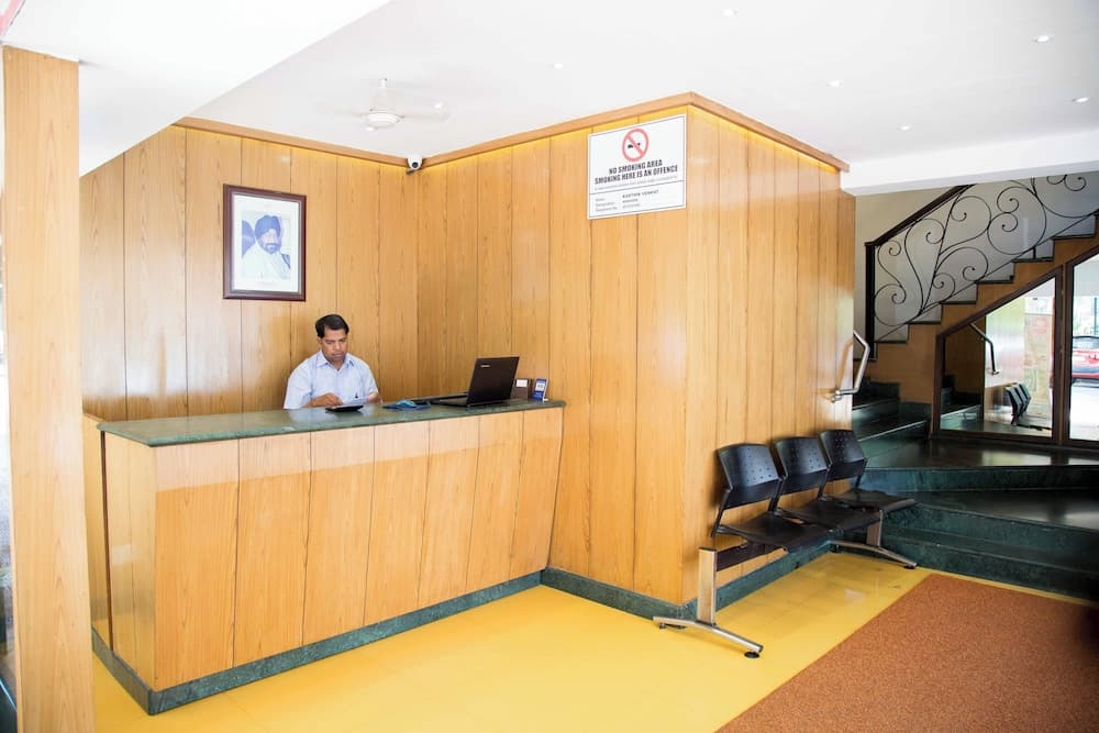 Hotel Aroma Executive