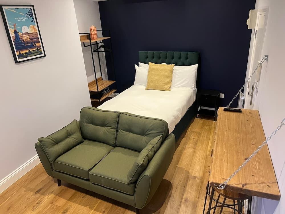 Leicester Square 4th Floor Studio