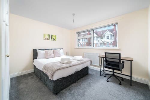 Redhill Retreat - Cozy 2 Bedroom Apartment