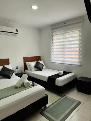 SGH MADELEINE INN