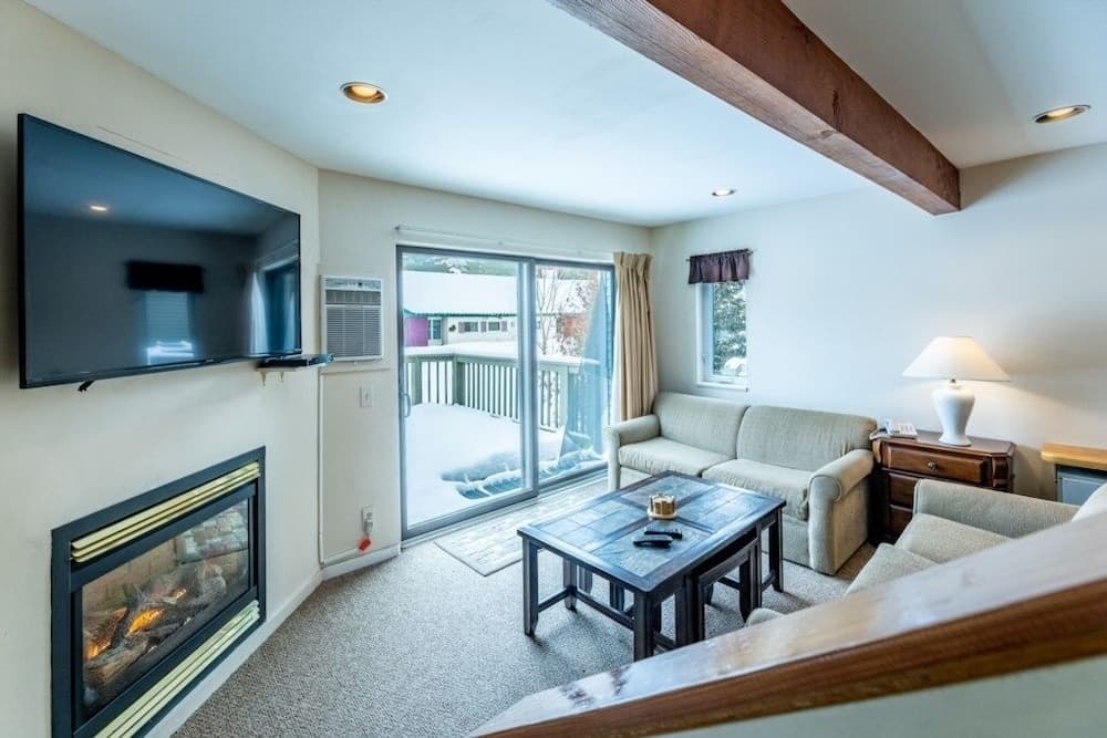 4br Private Townhouse At Smugglers' Notch Resort 4 Bedroom Condo