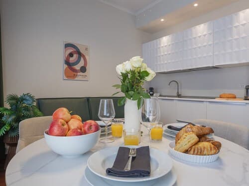 Chic & Quiet Apartment in San Babila