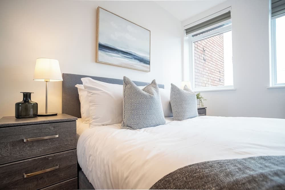 Charming One Bedroom Flats on Stoke Rd