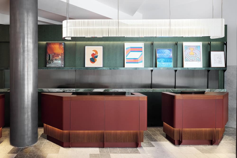 Kimpton Main Frankfurt by IHG