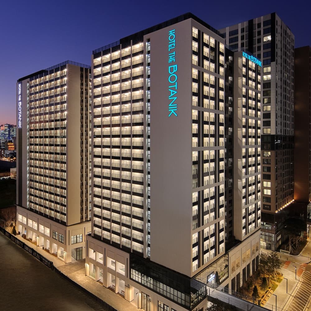 HOTEL THE BOTANIK SEWOON MYEONGDONG