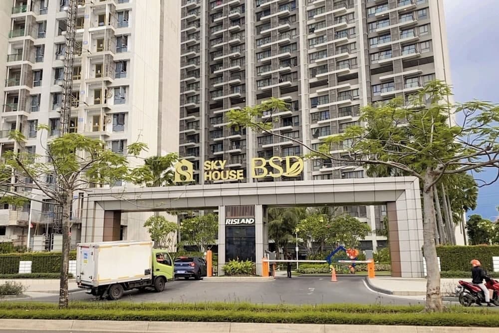 Sky House Bsd By Mizu Rooms