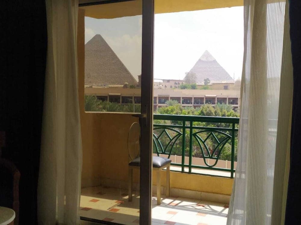 EGYPIAN PHARAONIC CAVE