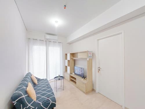 Homey And Compact 2Br Podomoro City Deli Medan Apartment