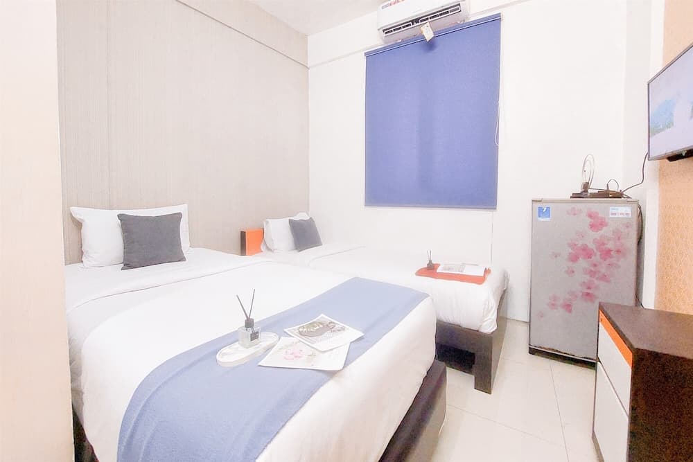 Warm And Simply Studio (No Kitchen) At Kubikahomy Apartment