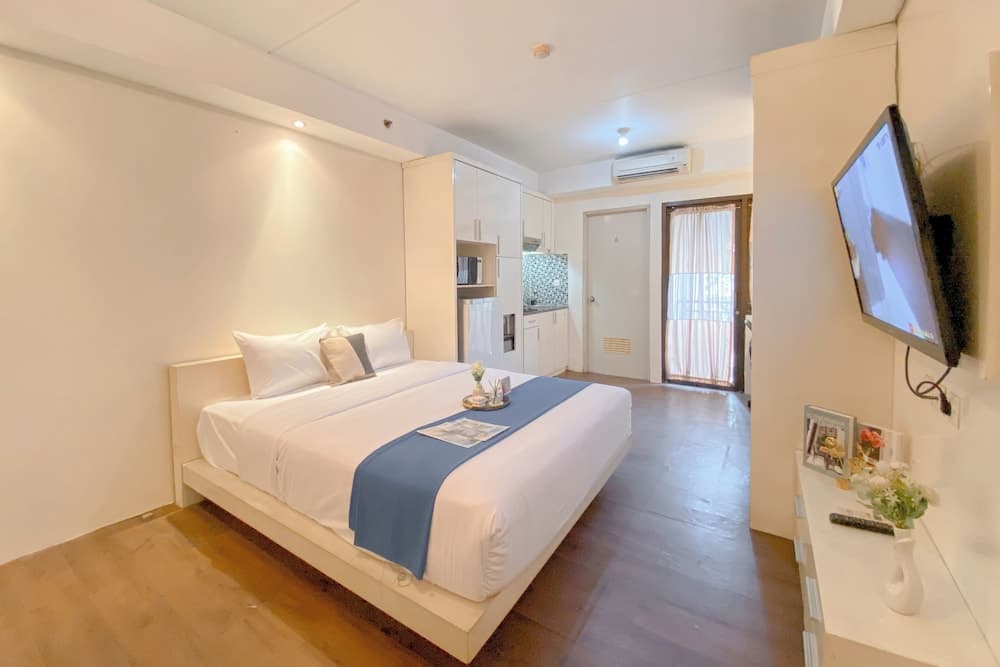 Cozy Studio At Metropark Condominium Apartment