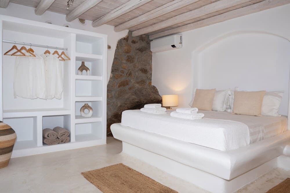 Topos Exclusive Mykonos