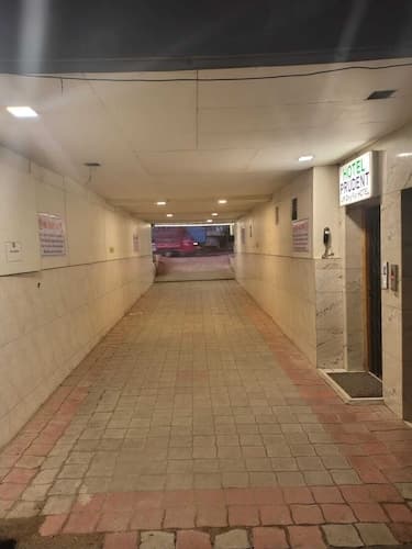 HOTEL PRUDENT - Vadodra