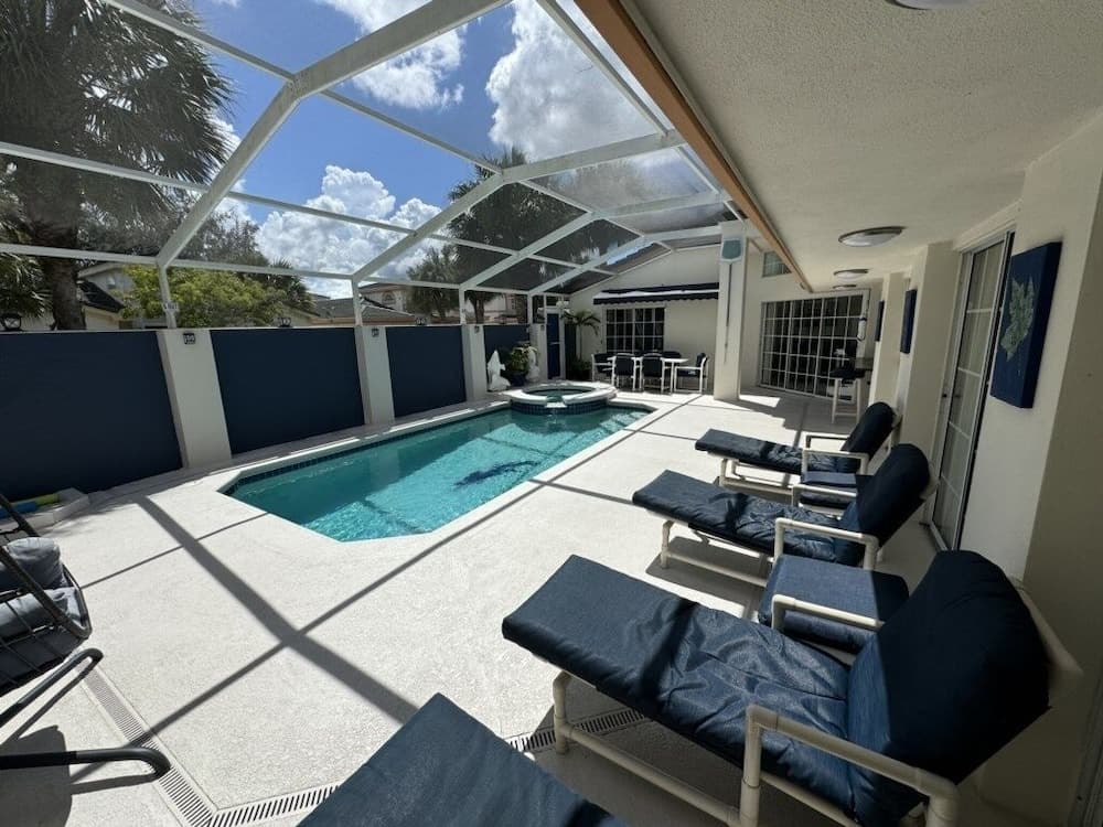 Villa Crayson 3 Bedroom Home