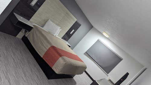 Evergreen Inn Portland Airport
