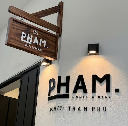 PHAM. Homes