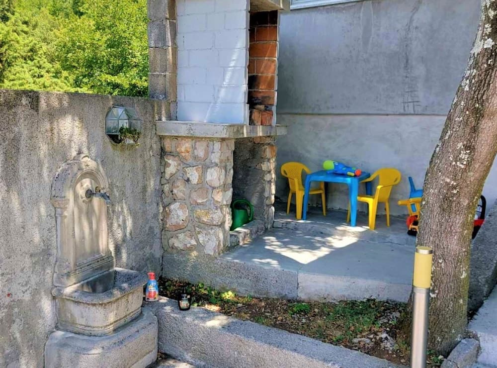 Serene Crikvenica Holiday Home With Hot Tub