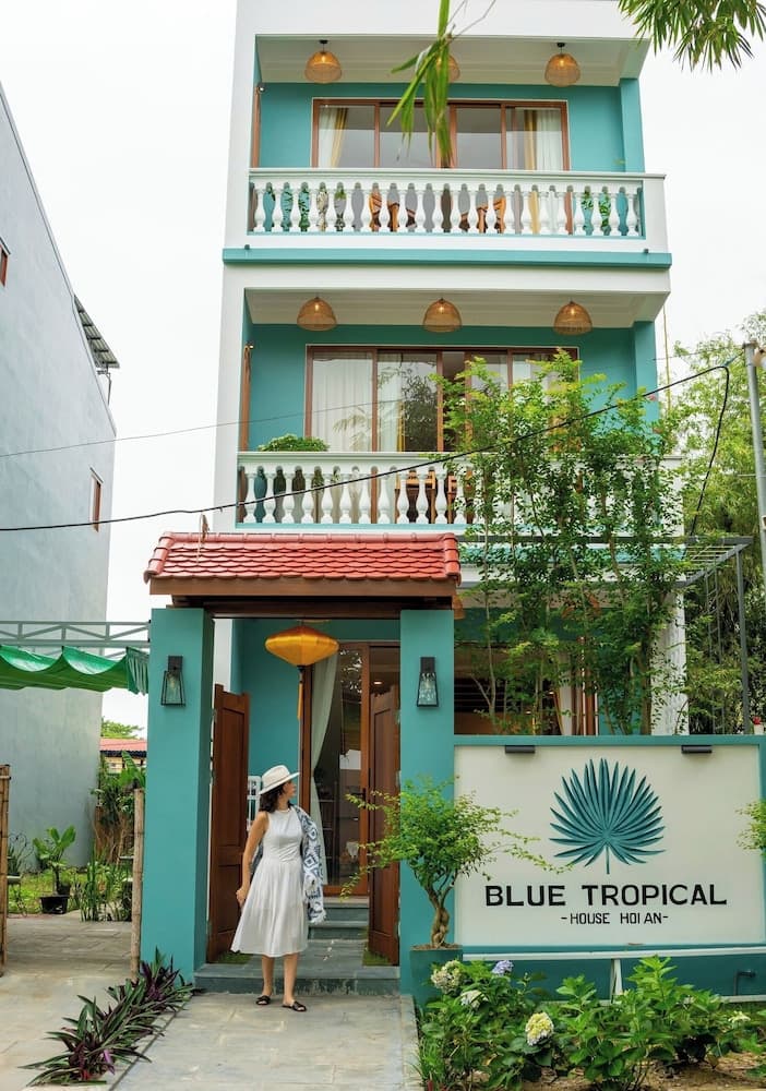 Blue Tropical House Hoi An
