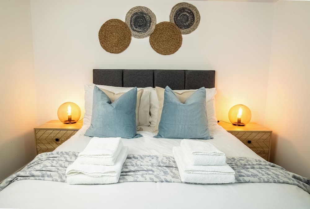 1-Bed Apt Harbour View by Novarooms