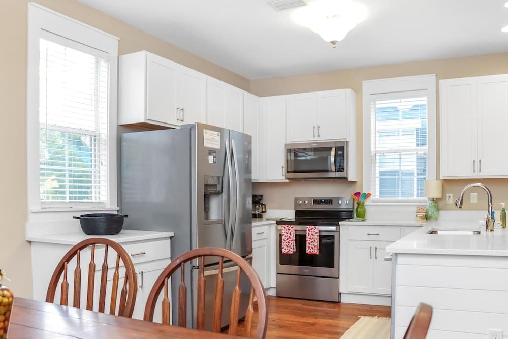 Barefoot Cottage B37 - The B's Knees
