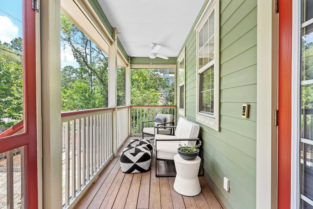 Bayou Bungalow by Avantstay Walk to Boat Ramp & Bay Private Yard