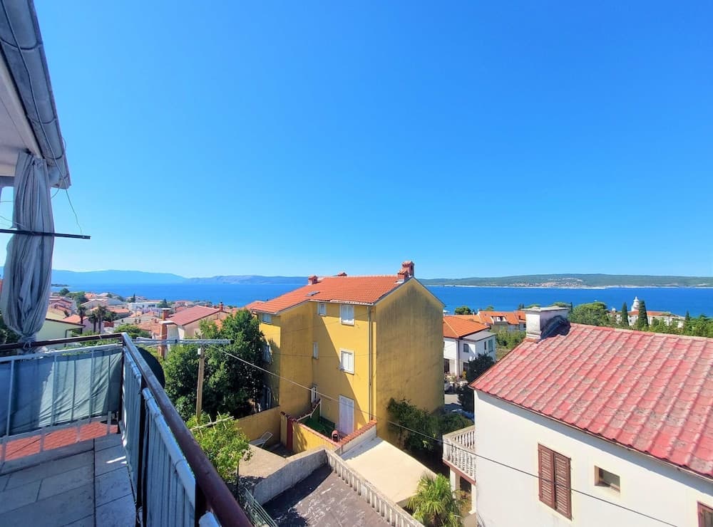 Sea View Crikvenica Apartment With Balcony and Free Wifi