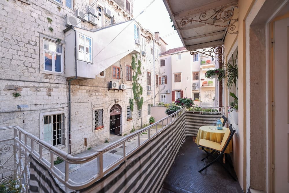 Viva - 2 bedroom apt in city centar