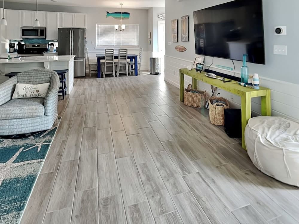 Es405- Port A's Flip Flops & Pop Tops