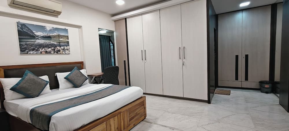 TIM Service Apartment Goregaon East Near NESCO