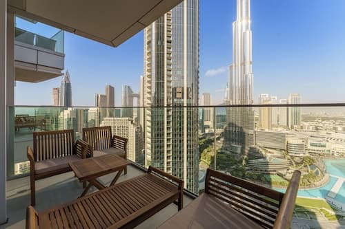 Maison Privee - Ultimate Living with Front-Row Views of Burj Khalifa & Dubai Fountains