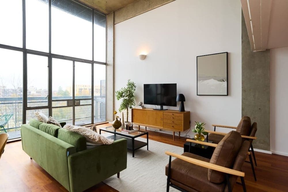 The Wenlock Arms - Inviting 1bdr Flat With Study Room and Balcony