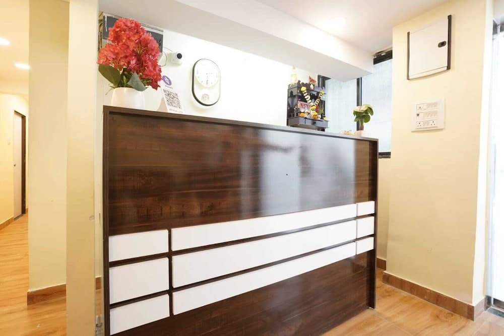 Hotel Metro Galaxy Inn