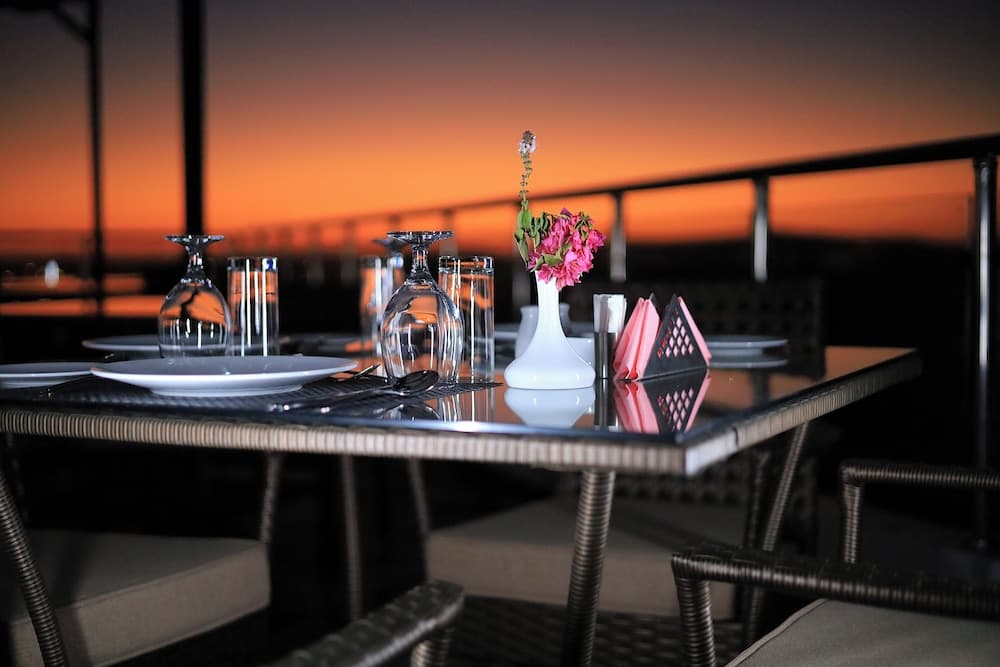 Çiftler için yemek servisi