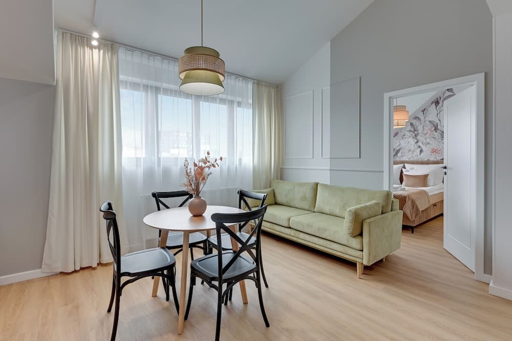 Waterlane Vintage Fitness & Parking by Downtown Apartments