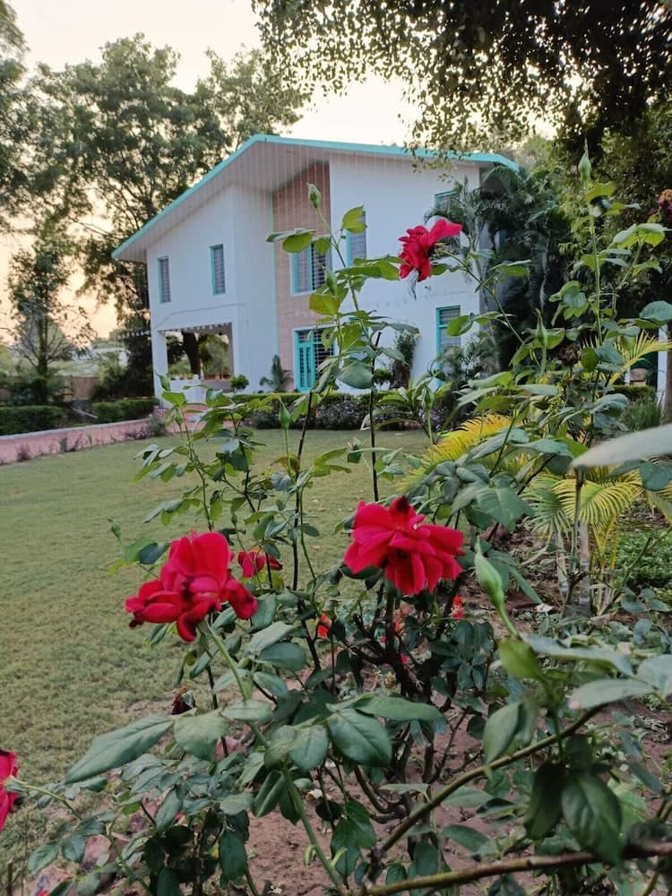 Konaklama yerinin ön cephesi