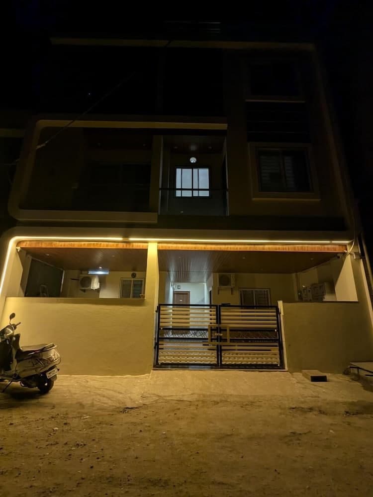 The Cozy Stay