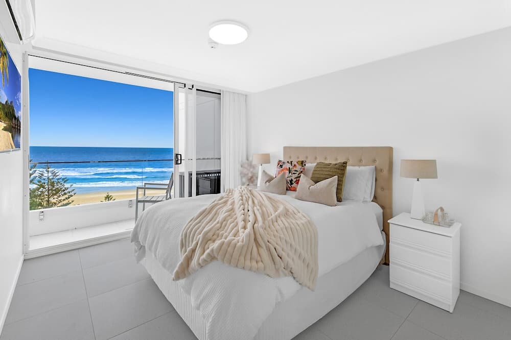 Seaview Coastal Retreat